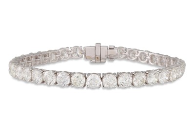 Lot 353 - A VERY FINE DIAMOND LINE BRACELET, the...