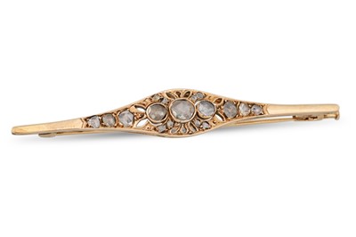 Lot 234 - A ROSE CUT DIAMOND BROOCH, mounted in yellow gold