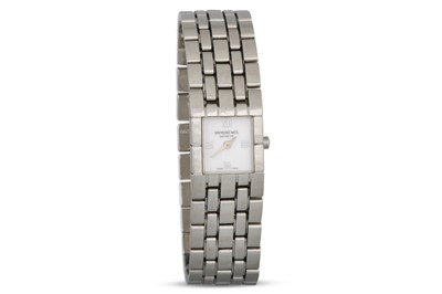 Lot 385 - A LADY'S RAYMOND WEIL MOTHER-OF-PEARL...