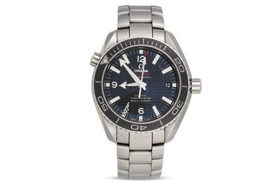 Lot 392 - AN OMEGA PLANET OCEAN LIMITED EDITION JAMES...