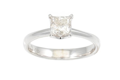 Lot 349 - A DIAMOND SOLITAIRE RING, the princess cut...