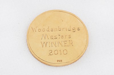 Lot 371 - A 9CT GOLD WOODEN BRIDGE GOLF CLUB WINNERS...