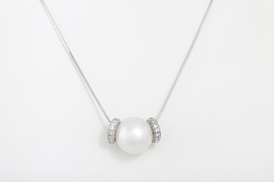 Lot 53 - A PEARL AND DIAMOND NECKLACE, on a 18ct white...