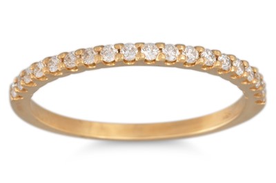 Lot 265 - A DIAMOND HALF ETERNITY RING, the brilliant...