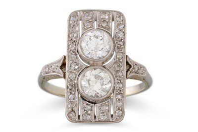 Lot 189 - A TWO STONE DIAMOND PLAQUE RING, the old cut...