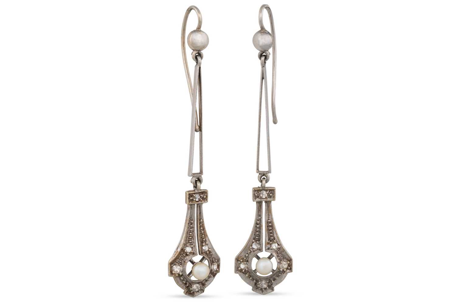 Lot 4 - A PAIR OF PEARL AND DIAMOND DROP EARRINGS,...