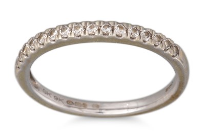 Lot 84 - A DIAMOND CLUSTER RING, together with a...