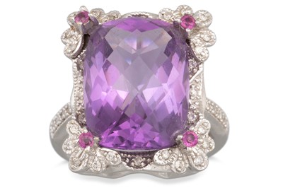 Lot 125 - AN AMETHYST AND DIAMOND CLUSTER RING, the...