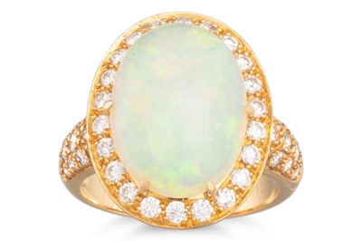 Lot 256 - AN OPAL AND DIAMOND CLUSTER RING, the oval...