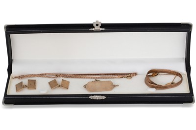 Lot 193 - A COLLECTION OF GOLD ITEMS, to include a pair...