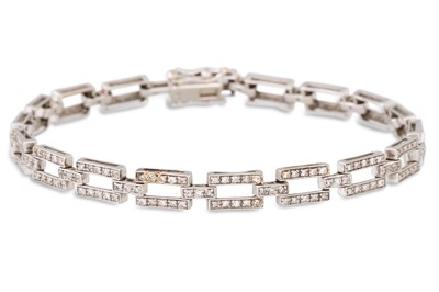 Lot 287 - A DIAMOND BRACELET, the rectangular box shaped...