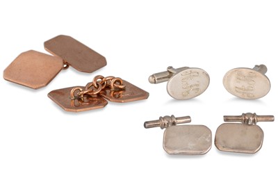 Lot 368 - A PAIR OF 9CT GOLD CUFFLINKS, 7.8 g, together...