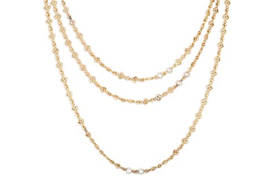 Lot 349 - AN ANTIQUE FANCY LINK 15CT GOLD NECK CHAIN,...