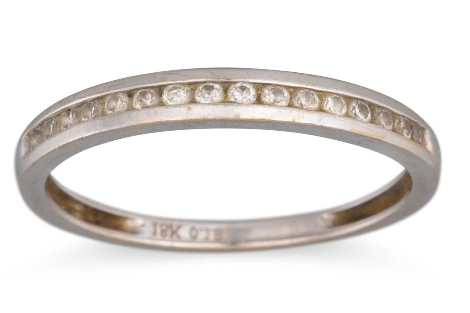 Lot 33 - A DIAMOND HALF ETERNITY RING, mounted in 18ct...