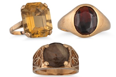 Lot 145 - THREE STONE SET VINTAGE DRESS RINGS, mounted...