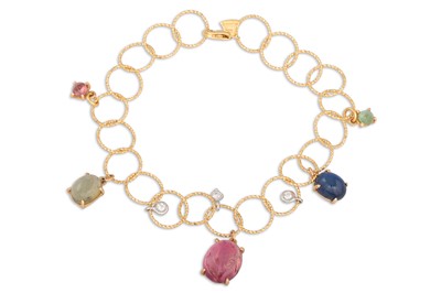 Lot 307 - A TOURMALINE AND DIAMOND BRACELET, the...