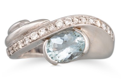 Lot 312 - AN AQUAMARINE AND DIAMOND RING, twist form,...