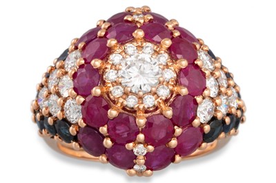 Lot 338 - A DIAMOND, RUBY AND SAPPHIRE RING, of cluster...