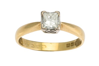Lot 81 - A DIAMOND SOLITAIRE RING, the princess cut...