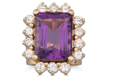 Lot 359 - AN AMETHYST AND DIAMOND CLUSTER RING, the...