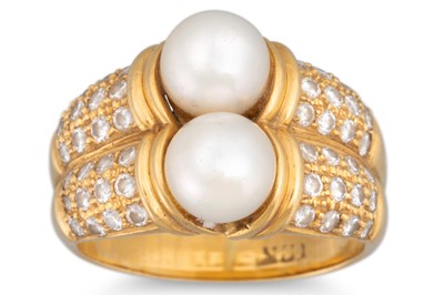 Lot 236 - A PEARL AND DIAMOND RING, the two pearls to...