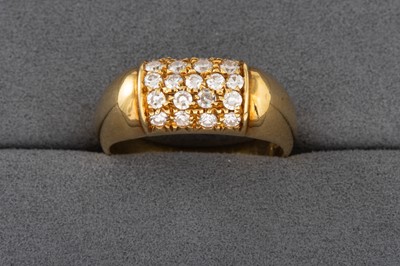 Lot 154 - A DIAMOND PAVÉ SET RING, mounted in 18ct...