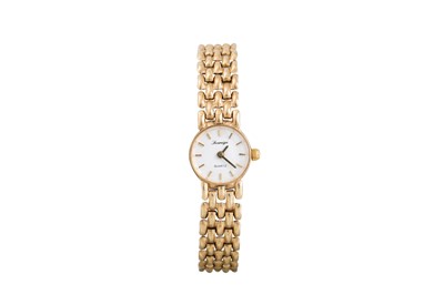 Lot 477 - A LADY'S 9CT GOLD QUARTZ WATCH, with a 9ct...