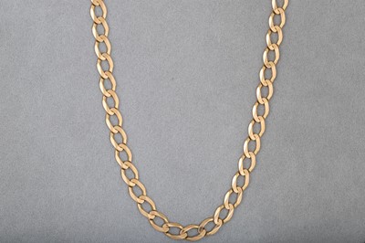 Lot 133 - A 9CT GOLD CURB LINK NECKLACE, 19.1 g