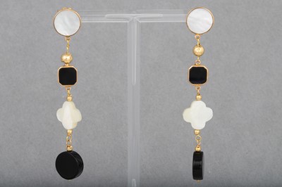 Lot 51 - A PAIR OF MOTHER-OF-PEARL, ONYX, AND...