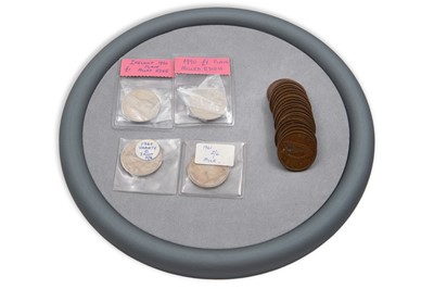 Lot 390 - A  COLLECTION OF IRISH COINS, with 20 x 1940 x...