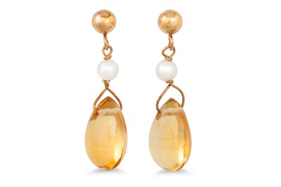 Lot 74 - A PAIR OF CITRINE AND PEARL DROP EARRINGS, in...