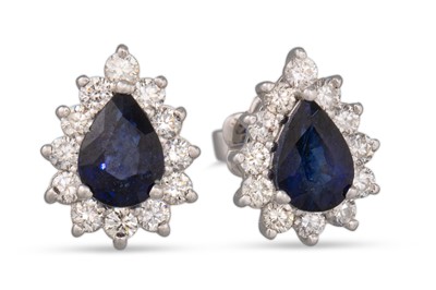 Lot 122 - A PAIR OF DIAMOND AND SAPPHIRE CLUSTER...