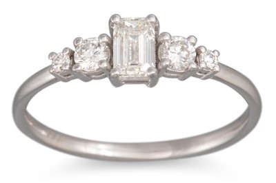 Lot 71 - A DIAMOND FIVE STONE RING, the emerald cut...