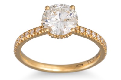 Lot 274 - A DIAMOND SOLITAIRE RING, the brilliant cut...