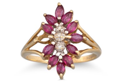 Lot 174 - A RUBY RING, in 9ct gold. Size: L - M. Stone...