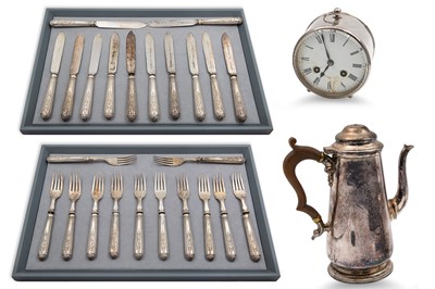 Lot 485 - A SET OF TWELVE VICTORIAN SILVER PLATED FISH...