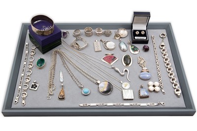 Lot 241 - A LARGE COLLECTION OF STERLING SILVER ITEMS,...