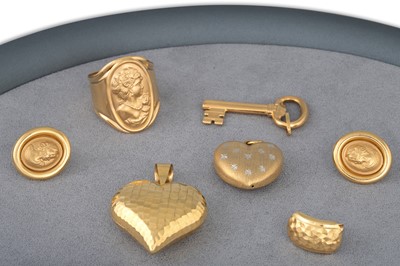 Lot 26 - A COLLECTION OF THREE 18CT GOLD PENDANTS,...