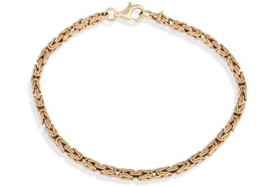 Lot 50 - A 9CT GOLD BRACELET, Byzantine link, 9.7 g.