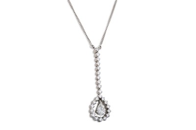 Lot 361 - A DIAMOND SET NECKLACE, the pear shaped...