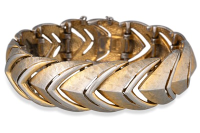 Lot 2 - A CIRO 1940'S RETRO BRACELET, articulated...