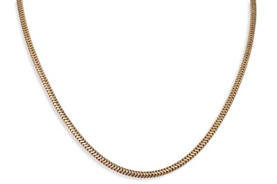 Lot 209 - A 9CT GOLD VINTAGE NECK CHAIN, in the form of...