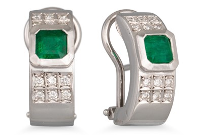 Lot 121 - A PAIR OF EMERALD AND PAVÉ SET DIAMOND...