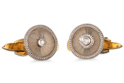 Lot 124 - A PAIR DIAMOND SET DRESS STUDS, mounted in...