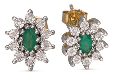 Lot 71 - A PAIR OF EMERALD AND DIAMOND CLUSTER EARRINGS,...