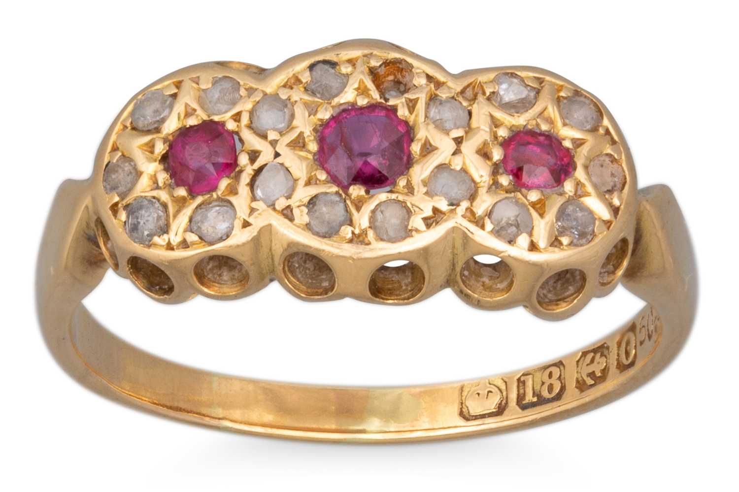 Lot 6 - A RUBY AND DIAMOND RING, mounted in 18ct...