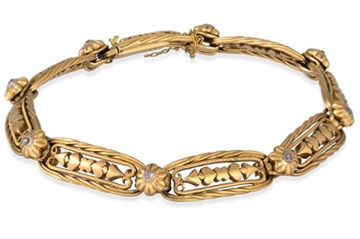 Lot 272 - AN ART NOUVEAU GOLD BRACELET, shaped panels,...