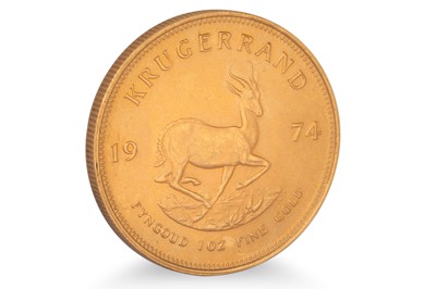 Lot 296 - A 1974 SOUTH AFRICAN KRUGERRAND GOLD COIN,...