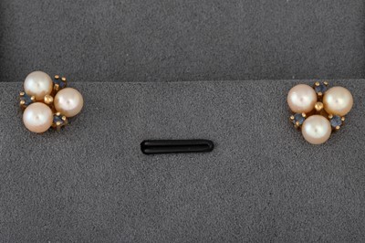 Lot 173 - A PAIR OF PEARL AND SAPPHIRE CLUSTER EARRINGS,...