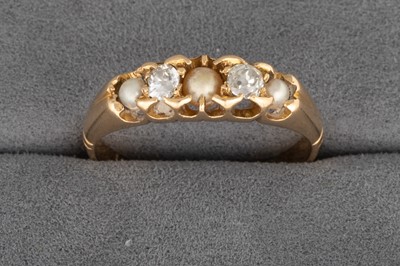 Lot 57 - AN ANTIQUE PEARL AND DIAMOND SET RING, mounted...